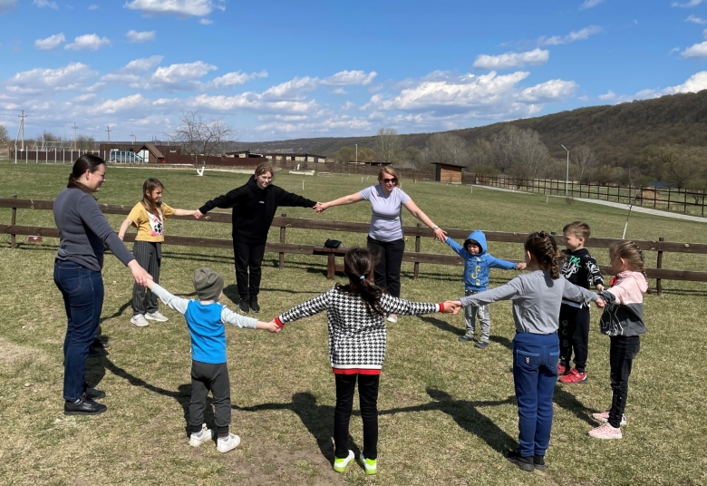 Irina consiliază femeile refugiate din Ucraina