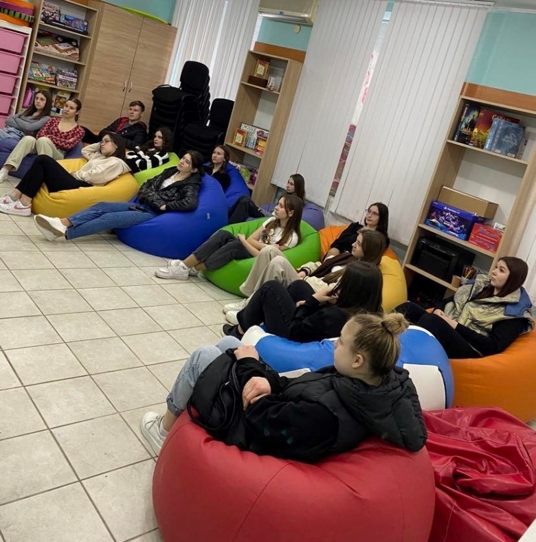 Comunicarea și lucrul în echipă