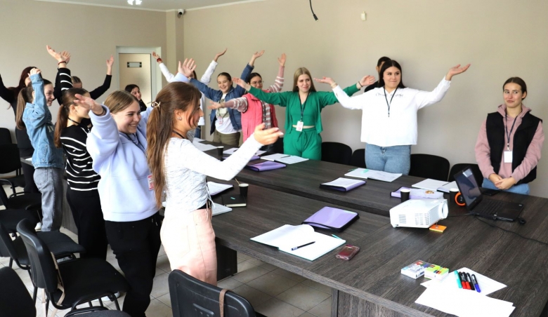  Învățând despre Motivație și Comunicare