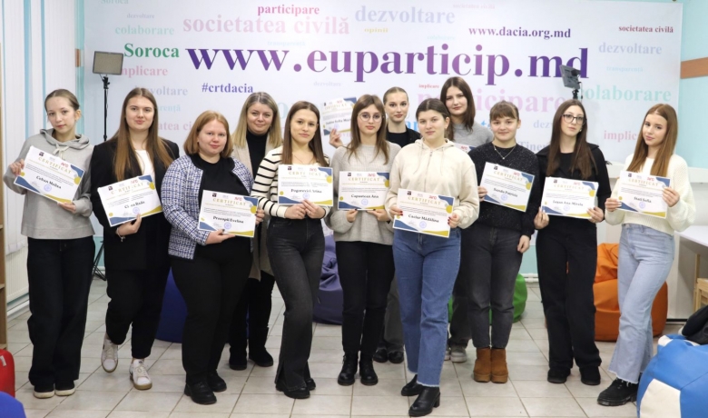 De la discurs la influență: Tinerele ”LEAD-FEM” și-au dezvoltat abilitățile de lidere