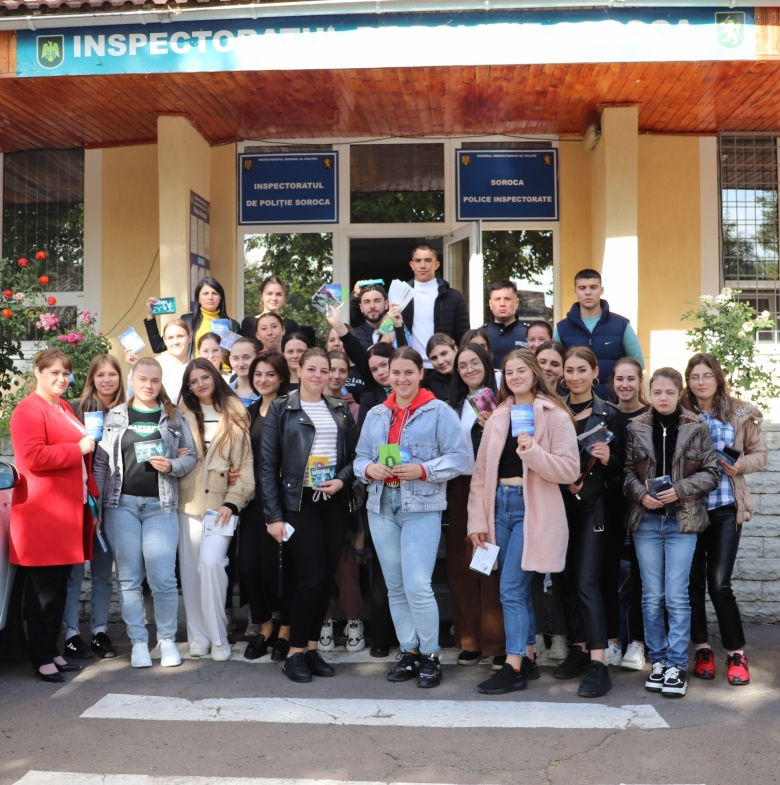 Tinerii în vizită la Inspectoratul de Poliție Soroca 