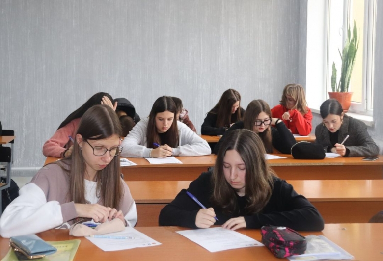 Educație pentru egalitate: sesiune interactivă la Liceul Teoretic „Constantin Stere”