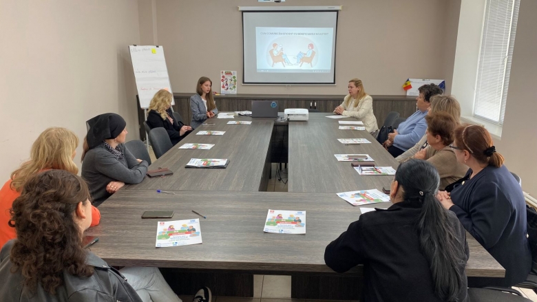 Ședință de lucru cu asistenții sociali din raionul Soroca 