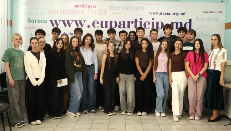 Follow-up #2 „Agents of Change”: Tinerii învață să identifice știrile false