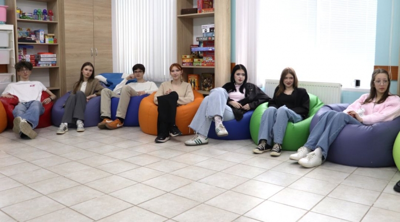 Cinematograf cu cauză și clicuri în siguranță – inițiative de la tineri pentru tineri