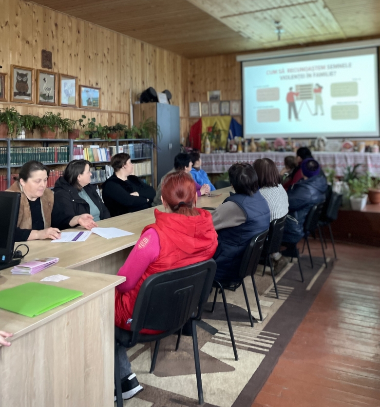 Echipa mobilă continuă vizitele în raionul Soroca: Întâlniri cu femeile din Băxani și Schineni 