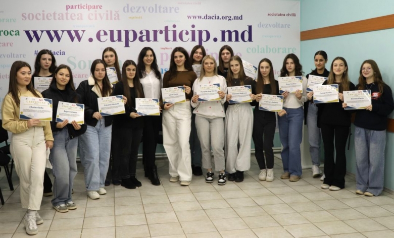 Comunicare, oratorie și leadership: finalizarea cursului și decernarea certificatelor